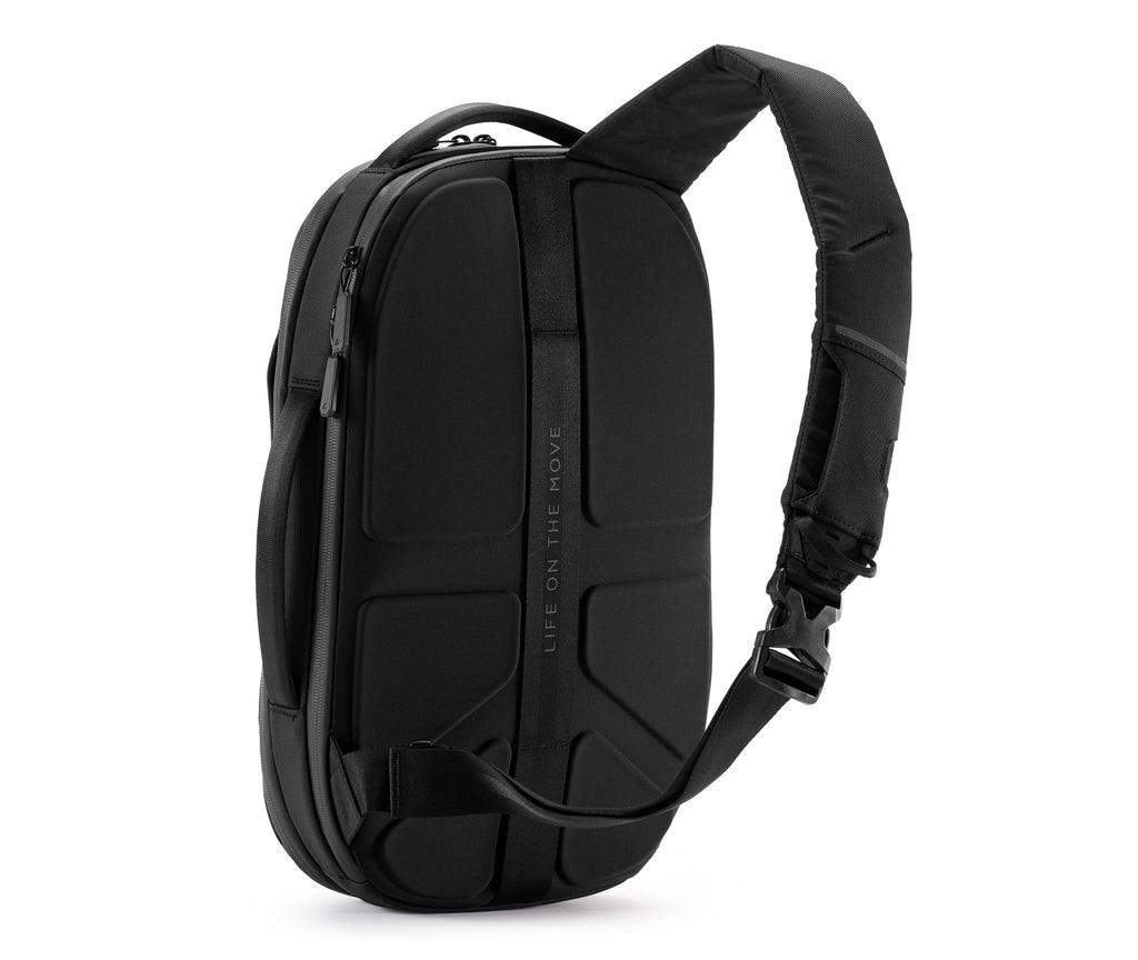 Nomatic Navigator Sling 10L - Storming Gravity