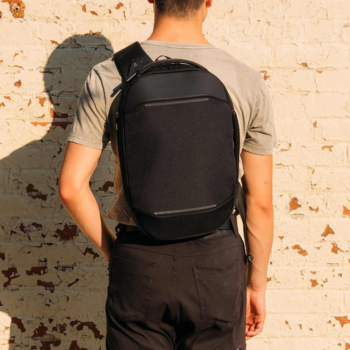 Nomatic Navigator Sling 10L - Storming Gravity