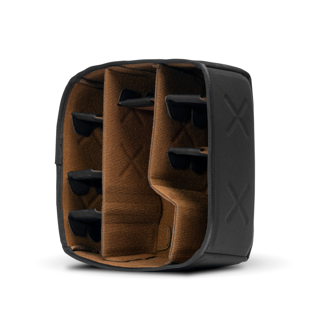 Nomatic McKinnon Small and Large Cube - Storming Gravity