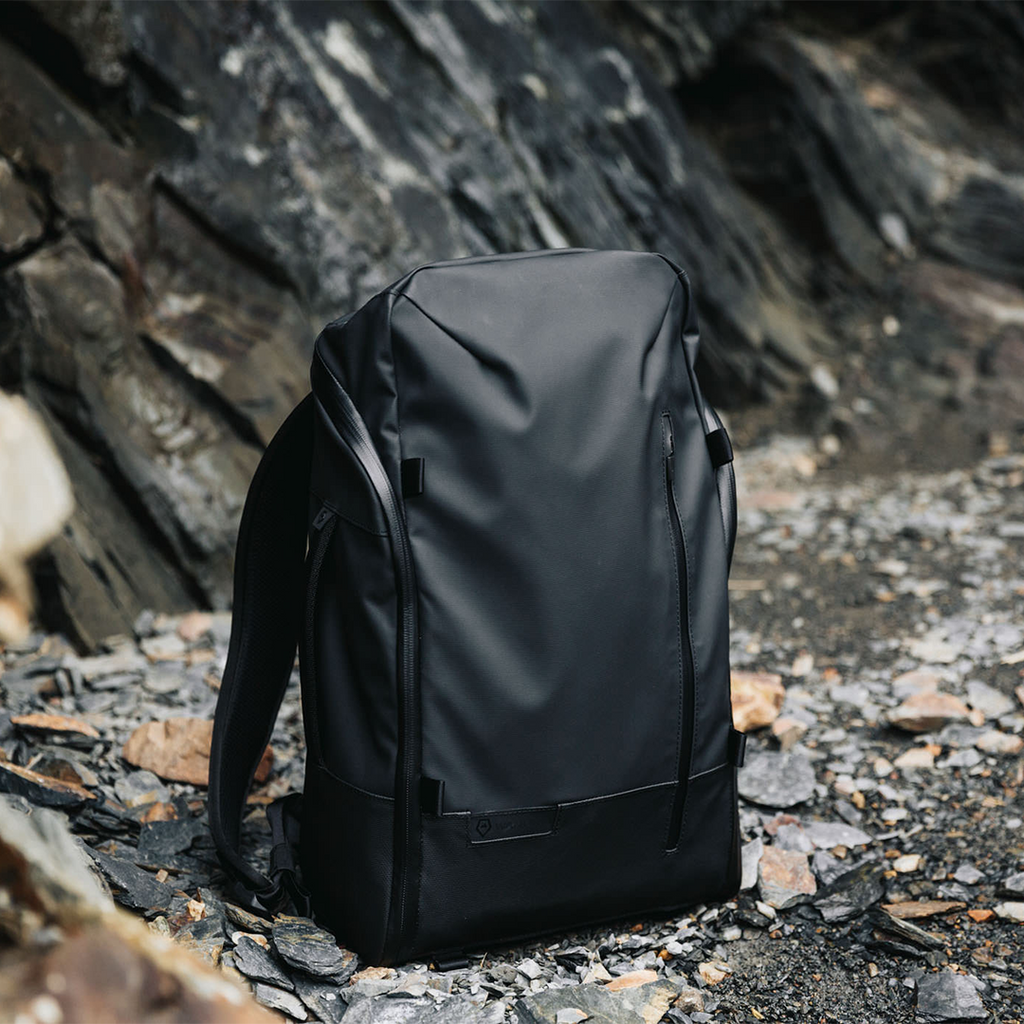 Wandrd Duo Daypack - 20L Dual Side Access Bag - Storming Gravity