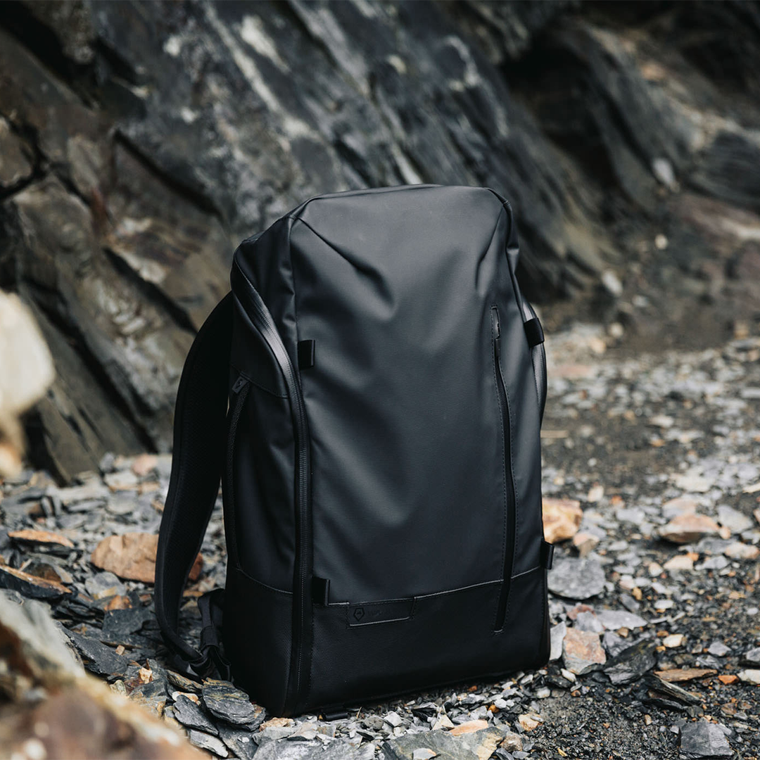 Wandrd Duo Daypack - 20L Dual Side Access Bag - Storming Gravity