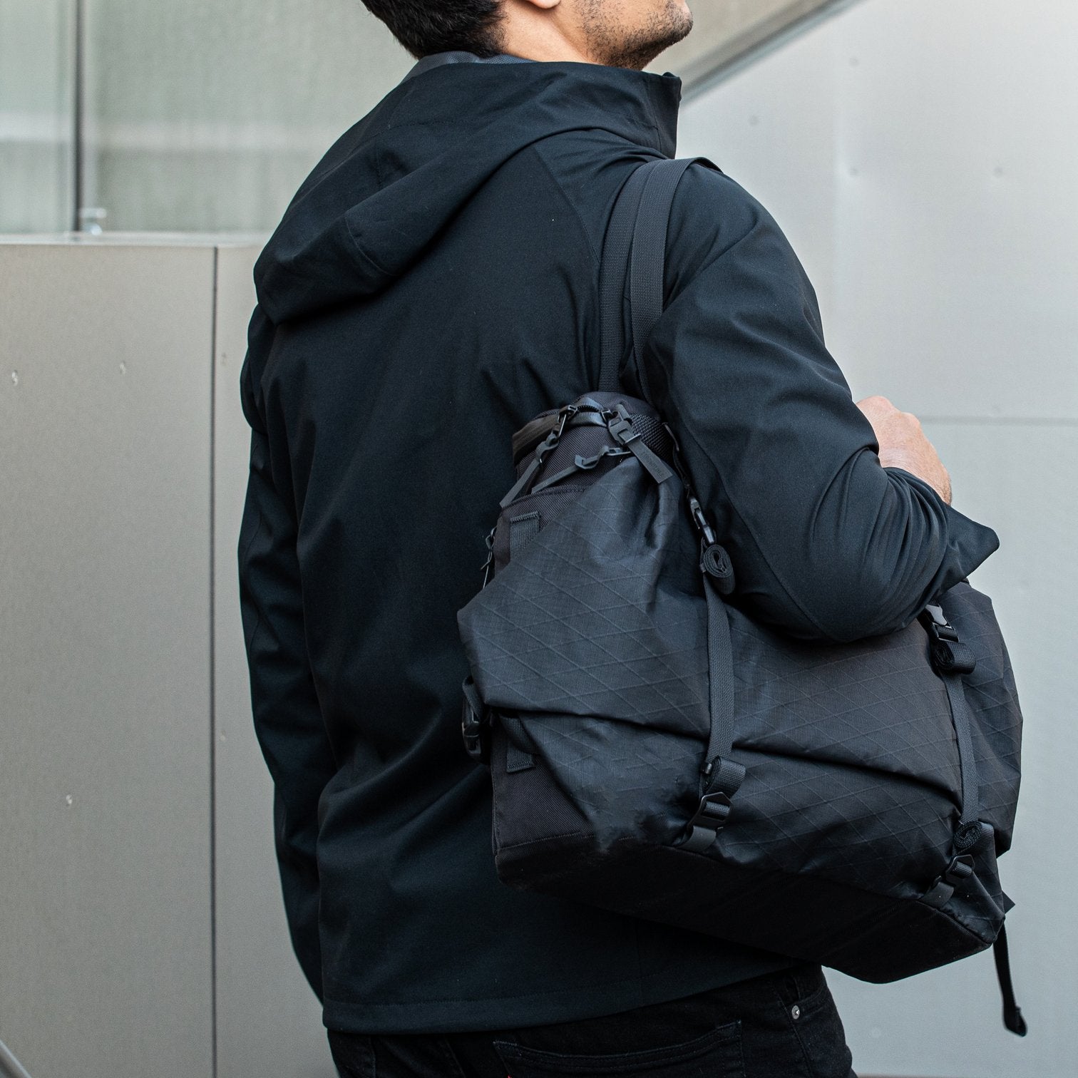 X-TOTE - 3-WAY MESSENGER TOTE - Storming Gravity