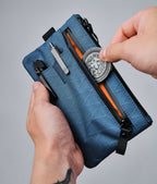 alpaka-zip-clutch-ocean-blue