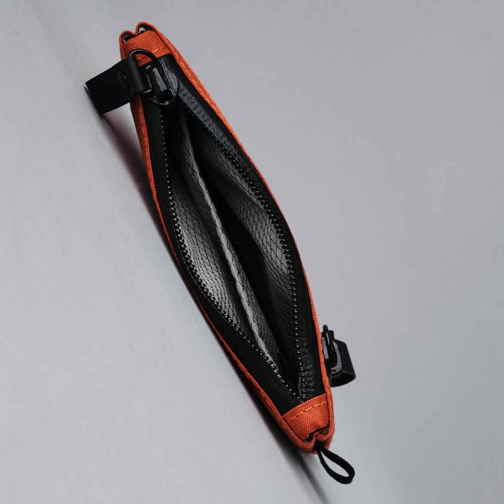 alpaka-zip-pouch-cayenne