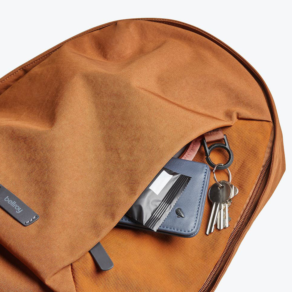 bellroy-classic-backpack-2nd-bronze