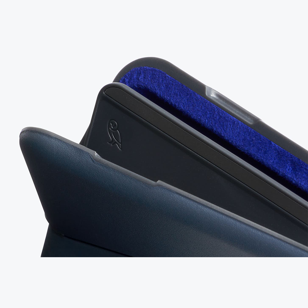 Bellroy Flip Case (Second Generation) - Storming Gravity