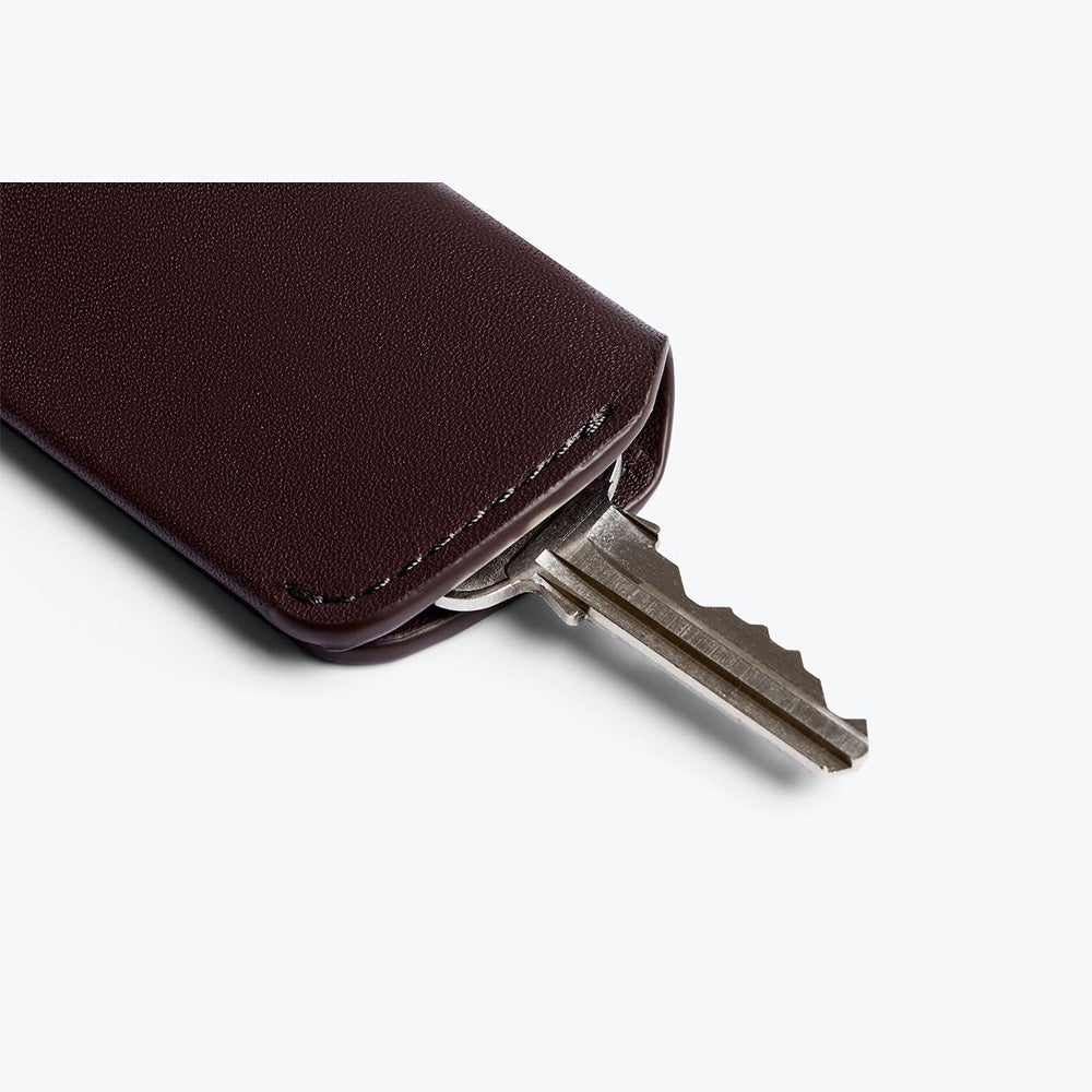 bellroy-key-cover-plus-deepplum