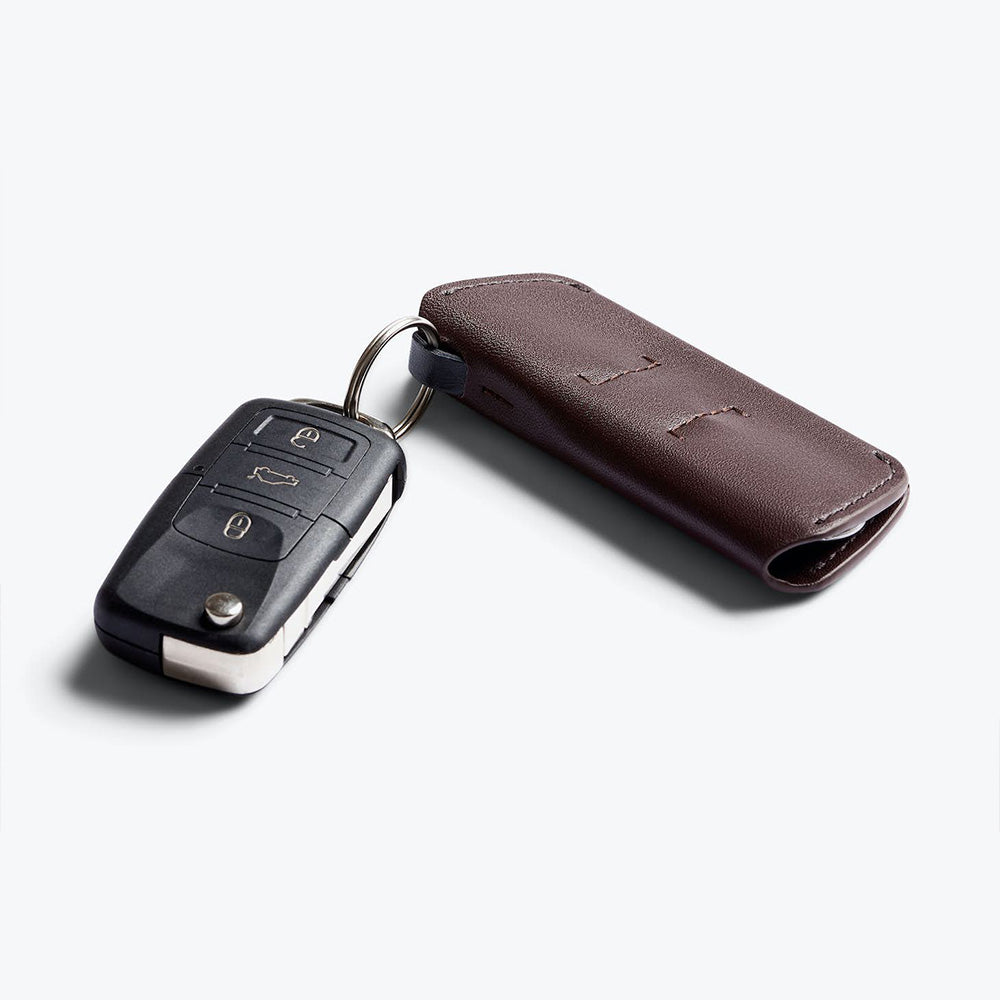 bellroy-key-cover-plus-deepplum