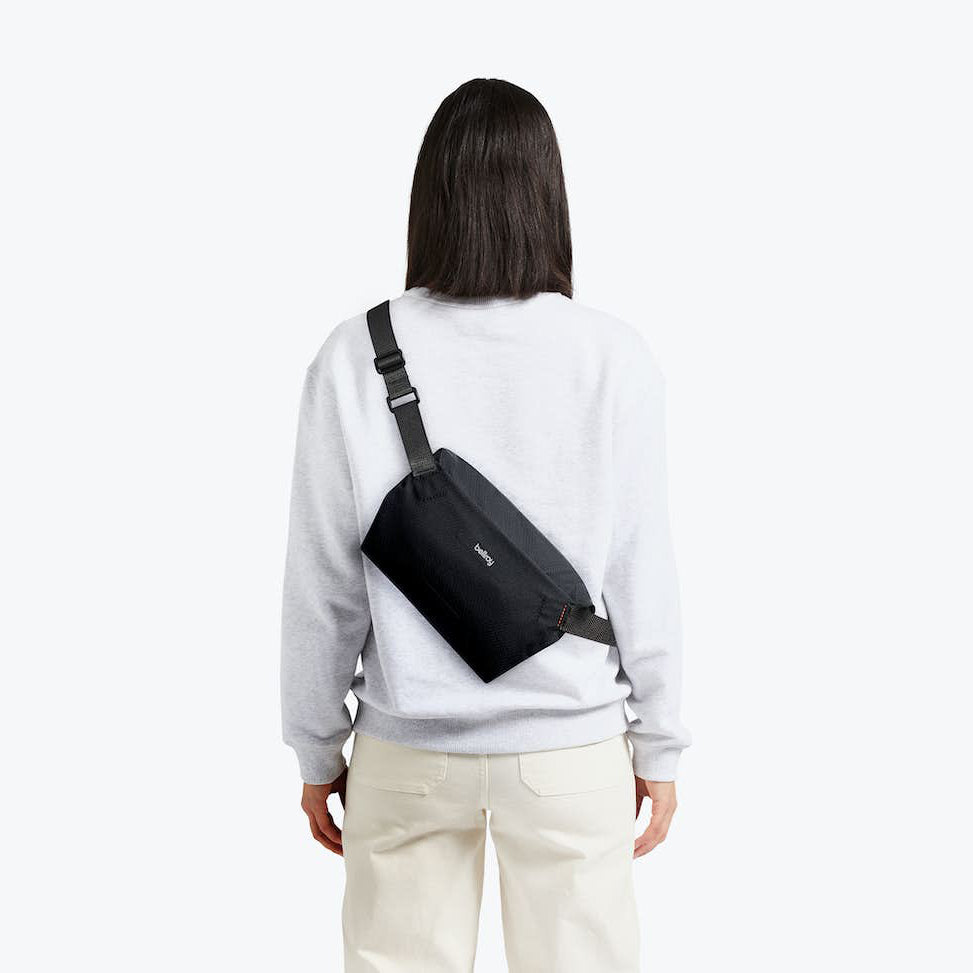 bellroy-lite-sling-mini-shadow