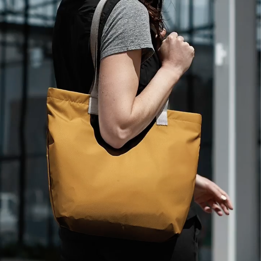 Bellroy Lite Tote | Flexible Lightweight Zip Tote Bag - Storming Gravity