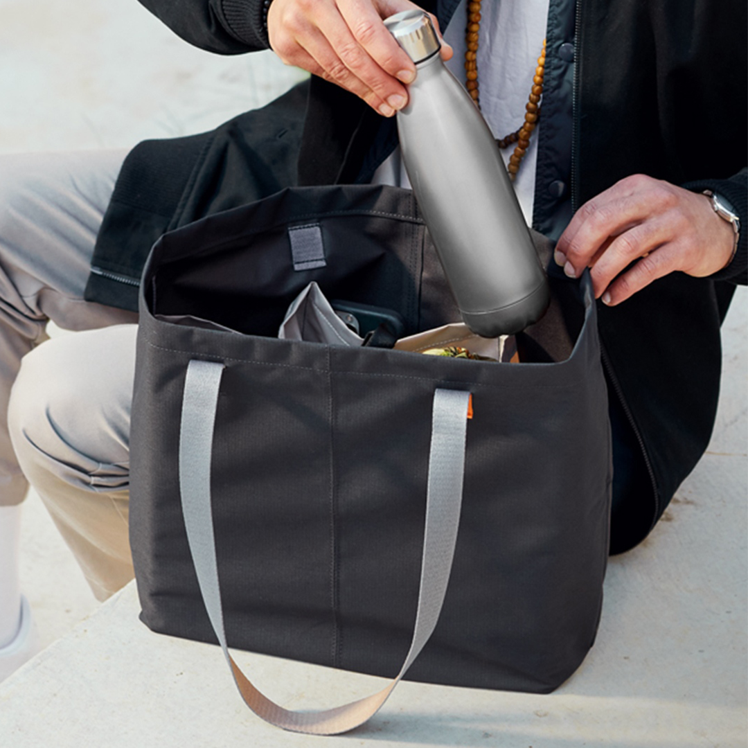 bellroy-market-tote-black