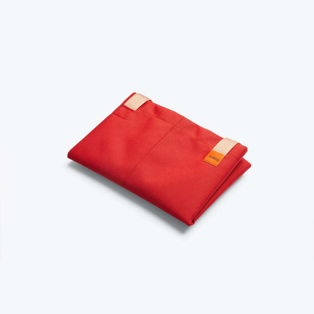 bellroy-market-tote-hot-sauce