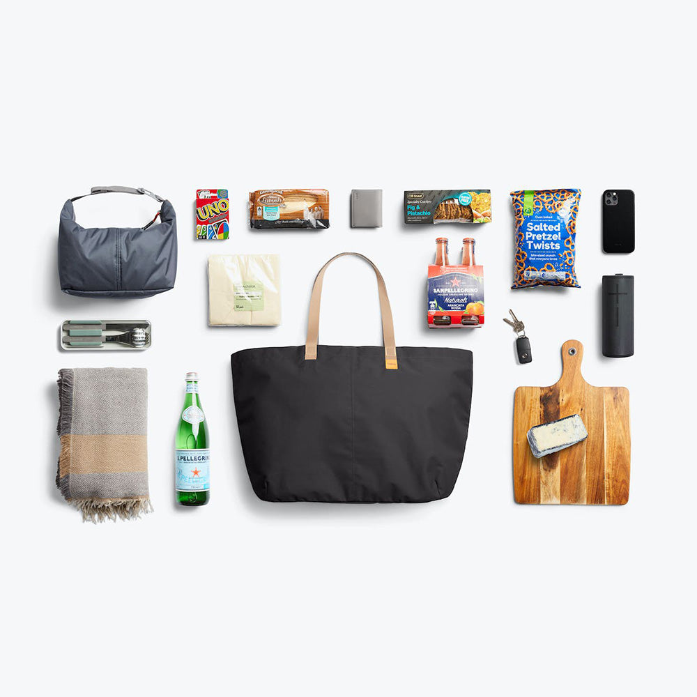 bellroy-market-tote-plus-black