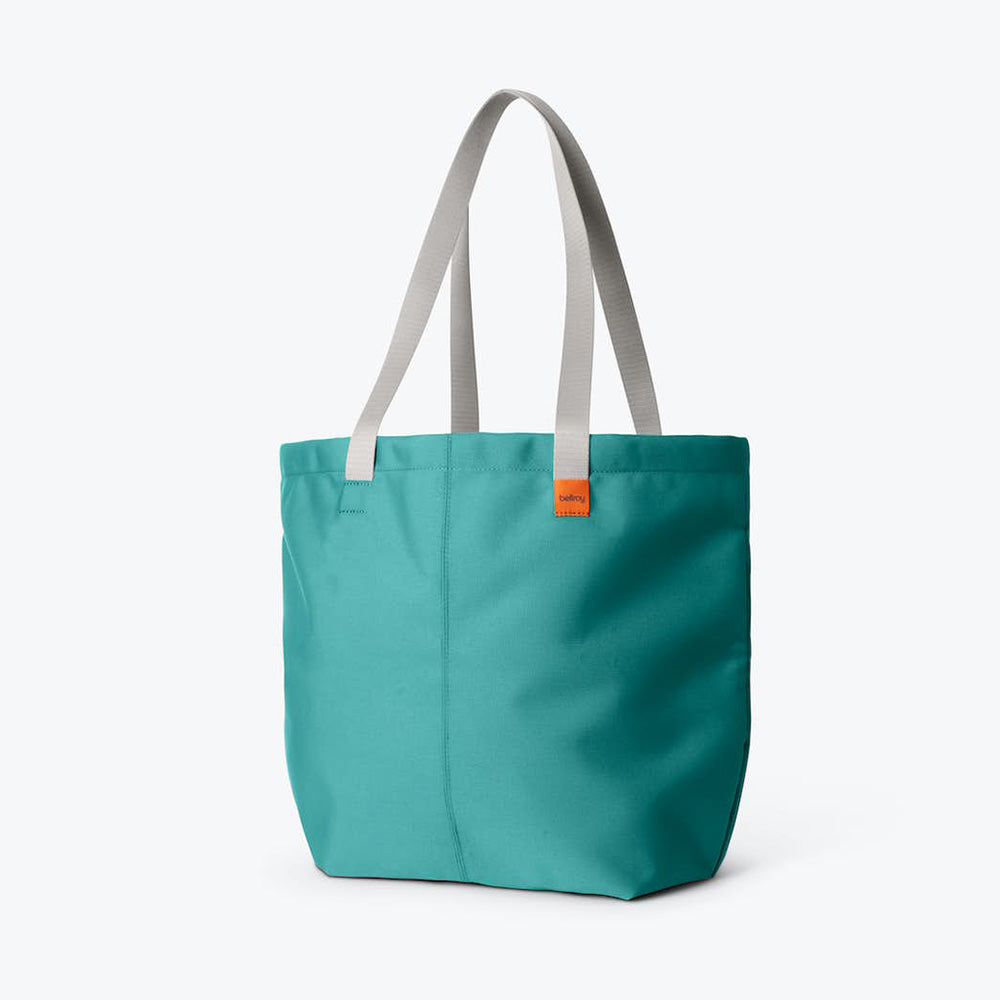 bellroy-market-tote-teal