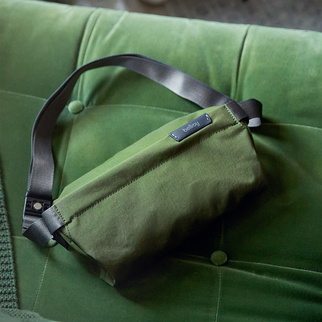 bellroy-sling-mini-ranger-green