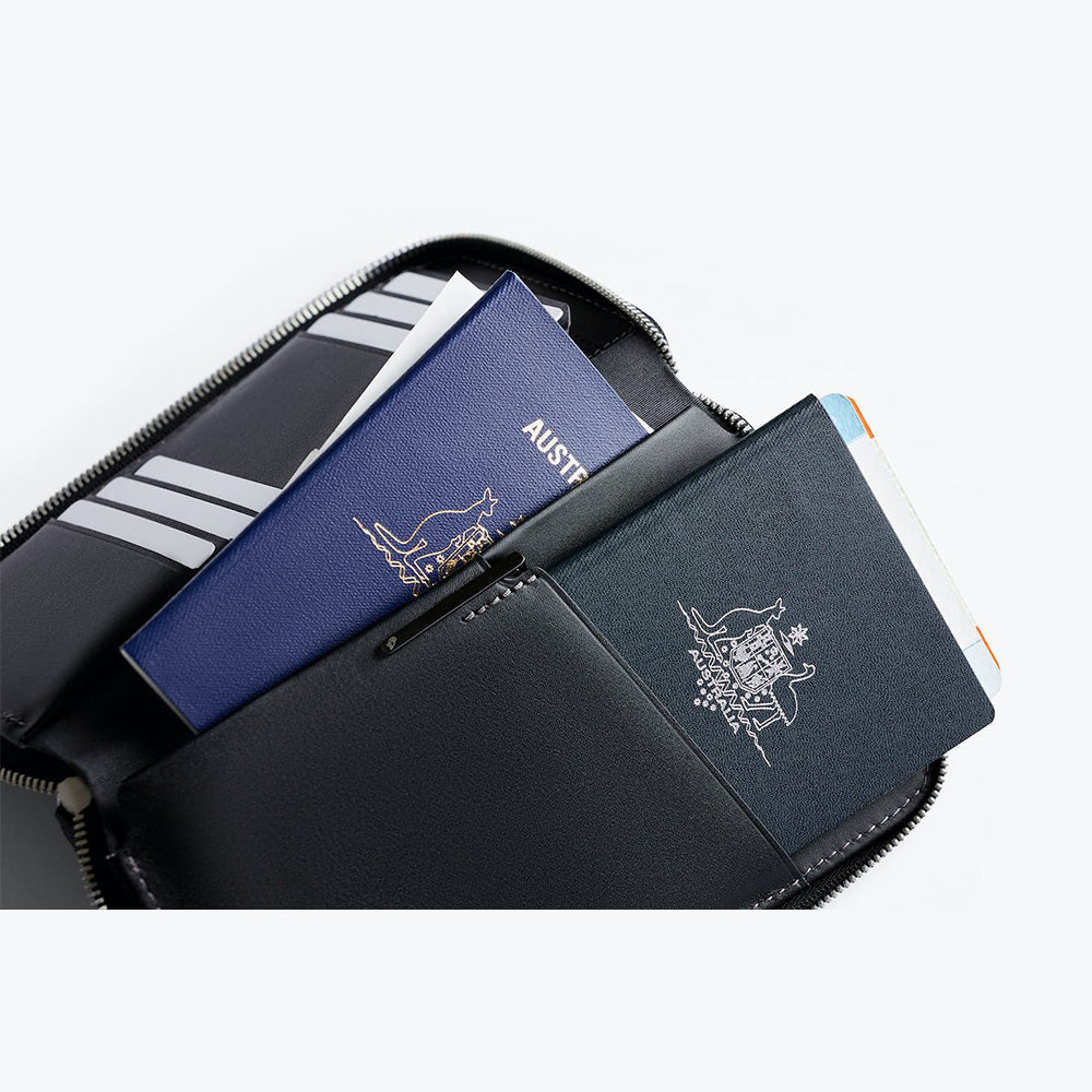bellroy-travel-folio-second-edition-black