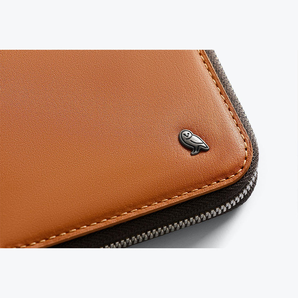 bellroy-travel-folio-second-edition-caramel
