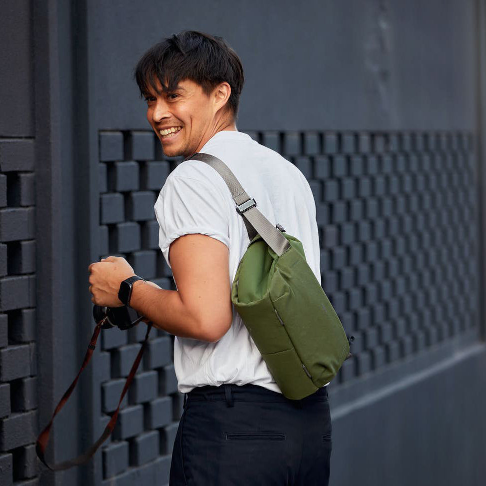 Bellroy Venture Camera Sling 10L | Easy Access Photography Bag - Storming Gravity