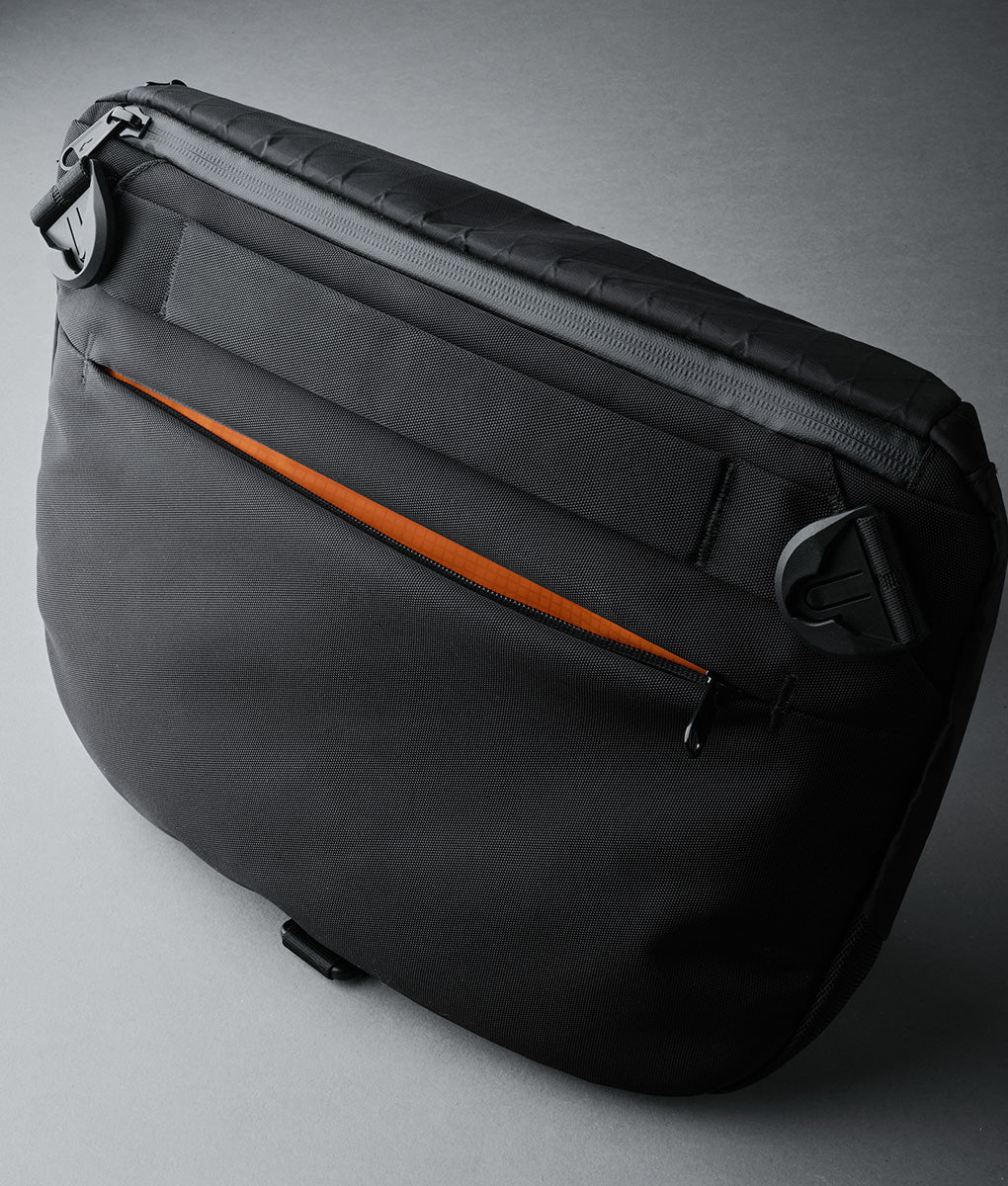 Alpaka Bravo Sling Max Limited Edition Black V2 - Storming Gravity