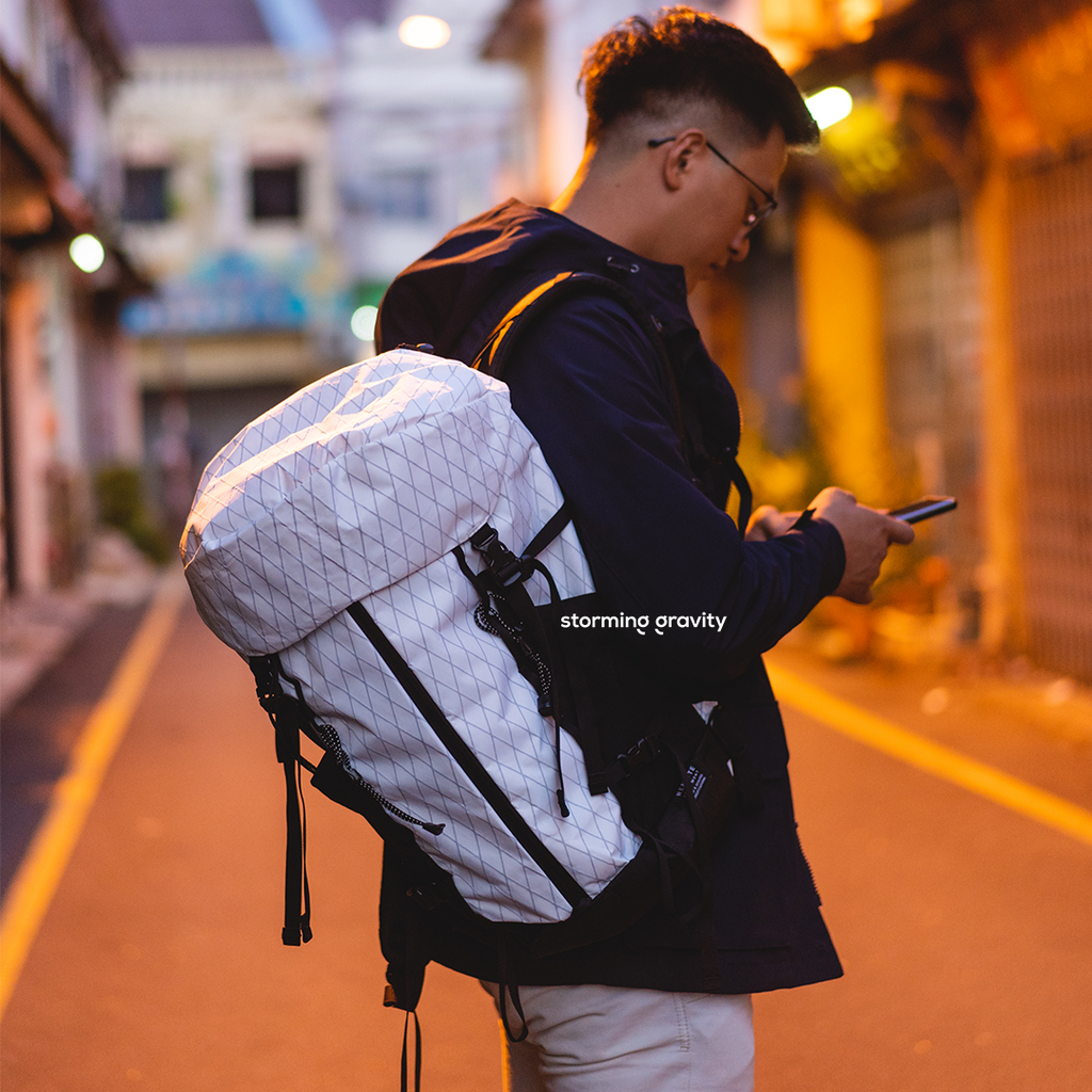 Charlie 25 - Expandable Multi-access laptop backpack - Storming Gravity