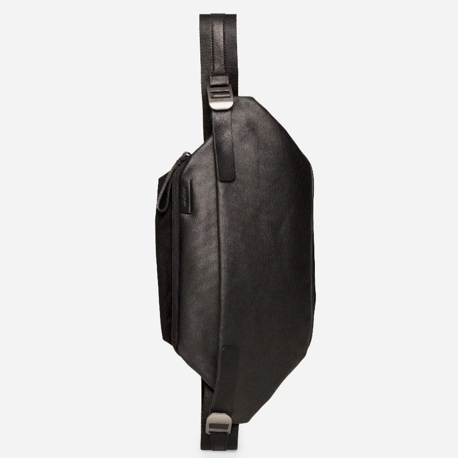 Isarau Coated Canvas Black - cote&ciel - Storming Gravity