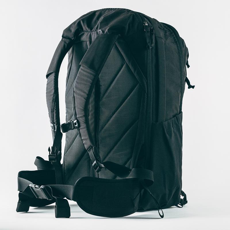 Civic Travel Bag 35L - Evergoods - Storming Gravity