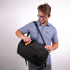 Evergoods Civic Half Zip 22L (CHZ) - Solution Black - Storming Gravity