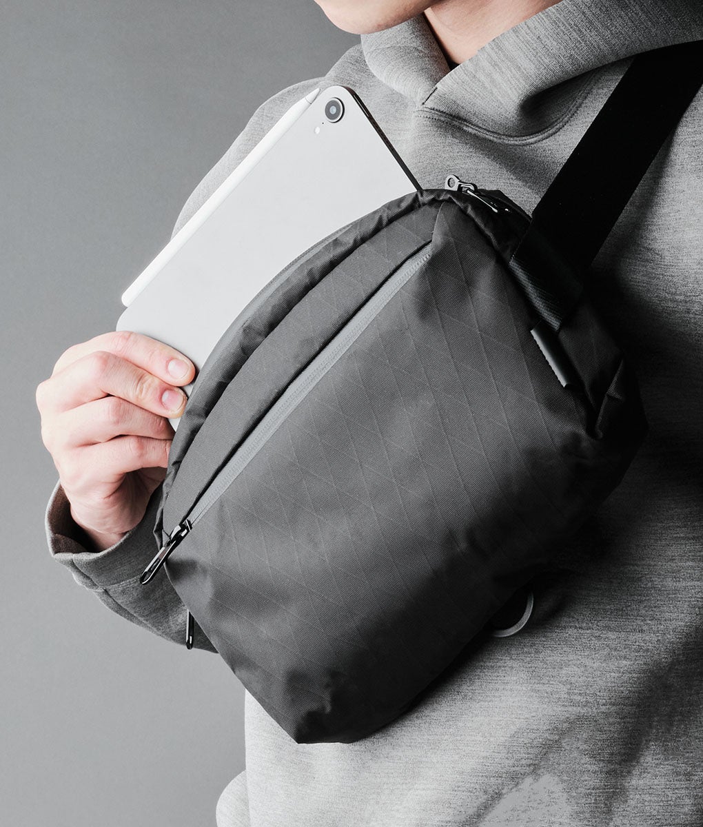 Alpaka Go Sling Mini (Limited Edition Black X-Pac)