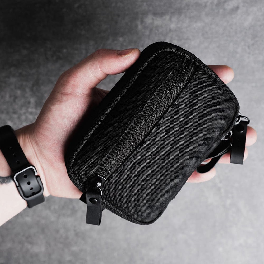 Alpaka Hub Pouch - Storming Gravity