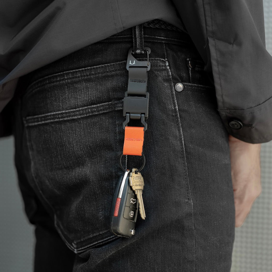 Magnetic Titanium Key-Ring - Black Ember - Storming Gravity