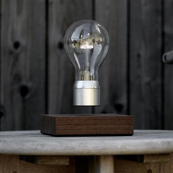 FLYTE - Set the light bulb free - Flyte in Malaysia - Storming Gravity