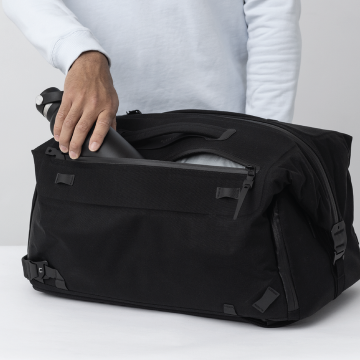black-ember-duffel-dex-30