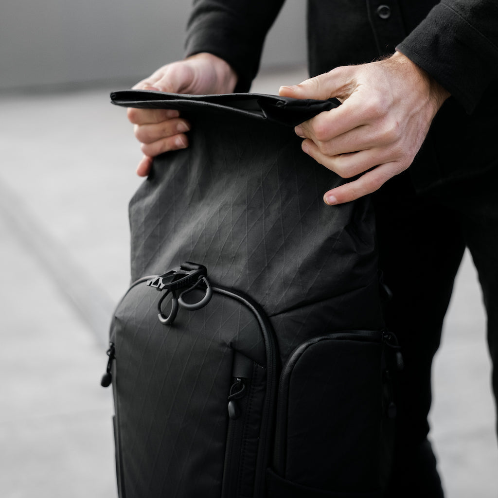 Modern Dayfarer Active Sling Pack (16L) - Storming Gravity