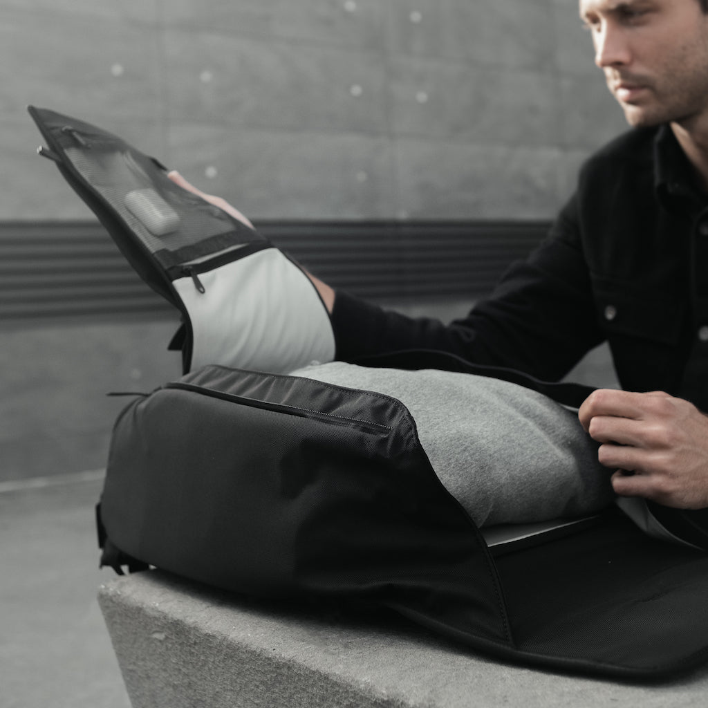 Dayfarer V2 Backpack - Storming Gravity