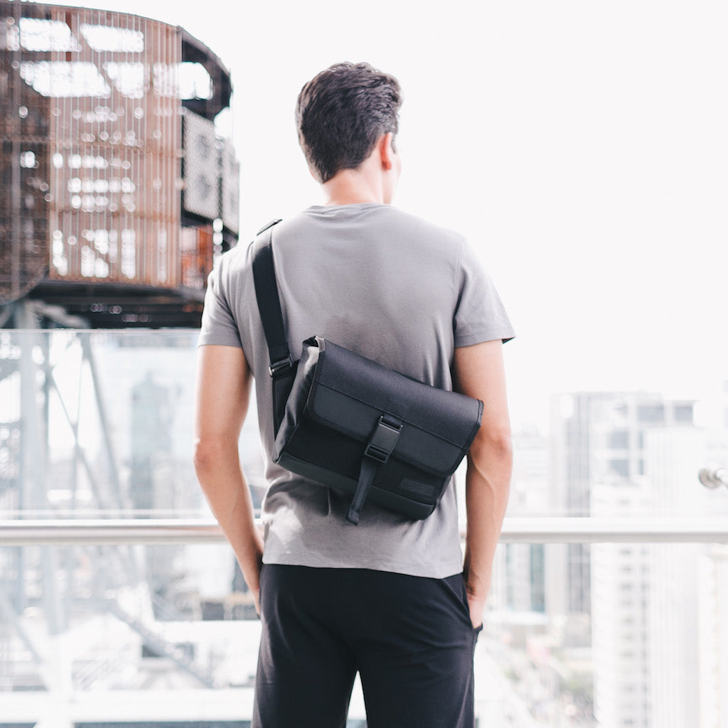 Modern Dayfarer Sling (8L) - Storming Gravity