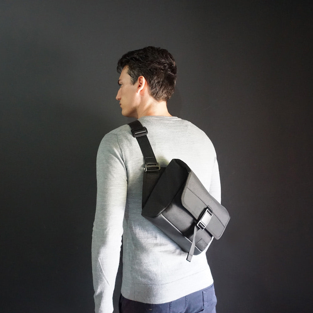 Modern Dayfarer Sling (8L) - Storming Gravity