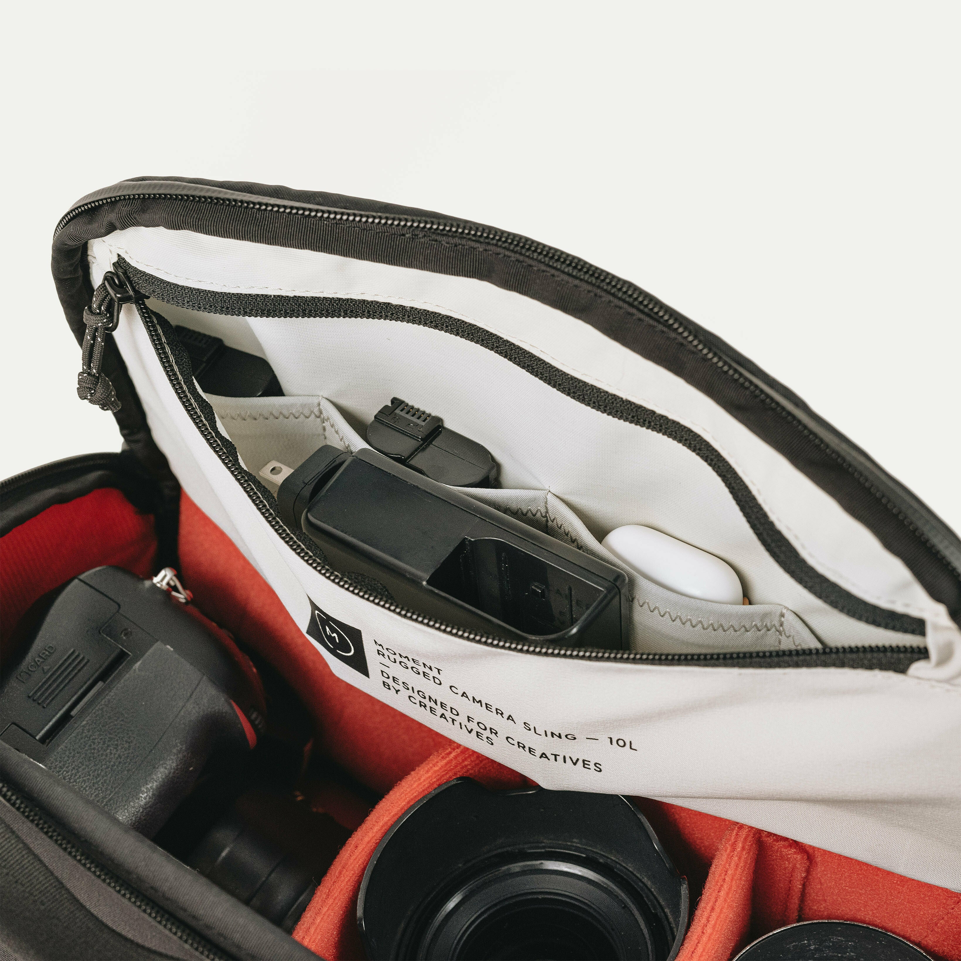 moment-rugged-camera-sling-10L-black