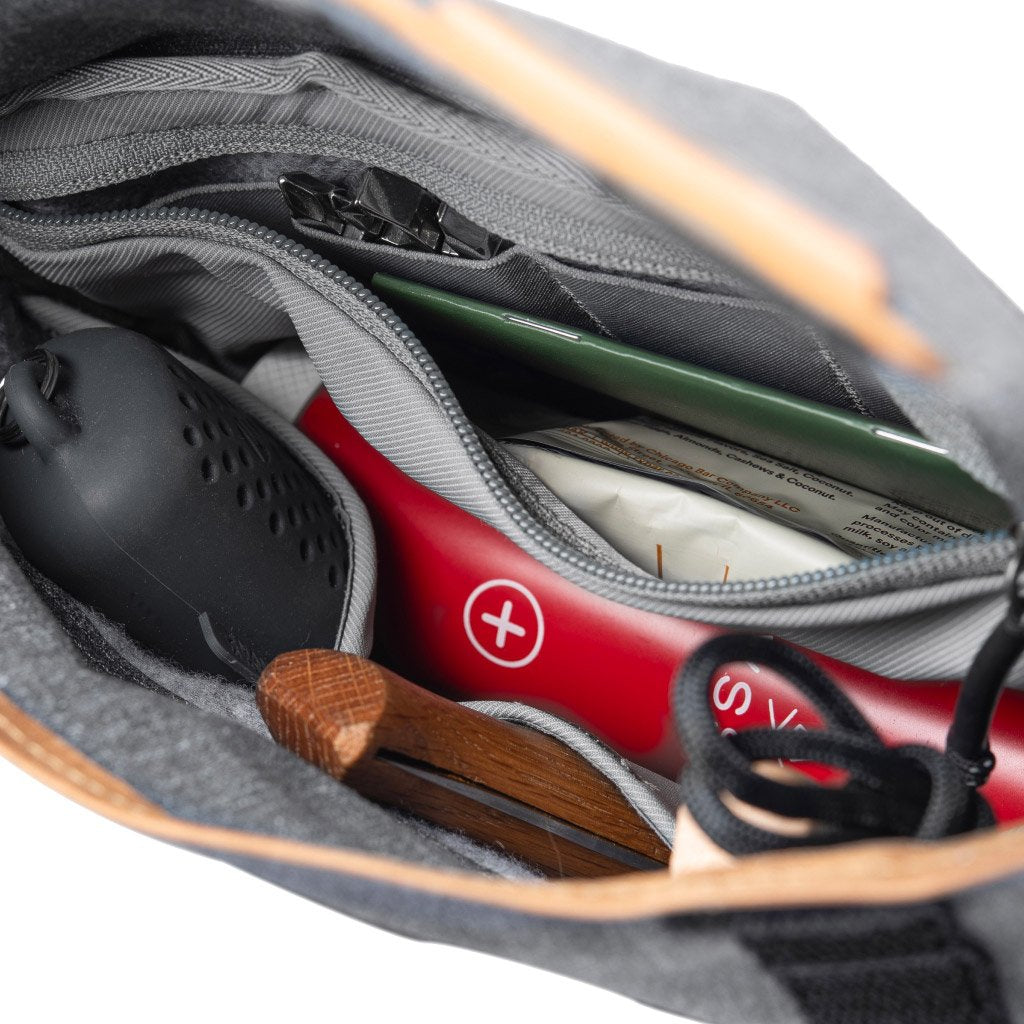 Field Pouch V2 - Peak Design - Storming Gravity