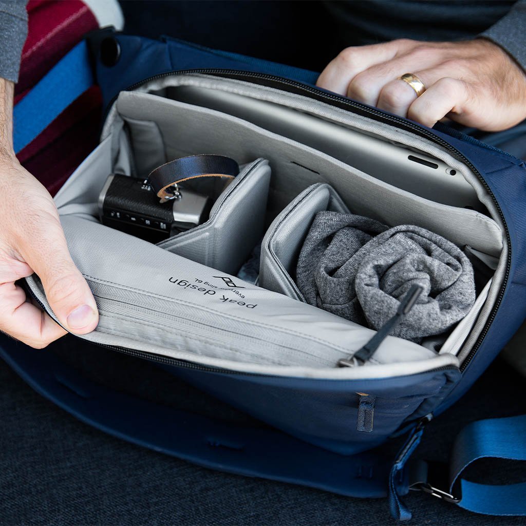 peak-design-everyday-sling-midnight