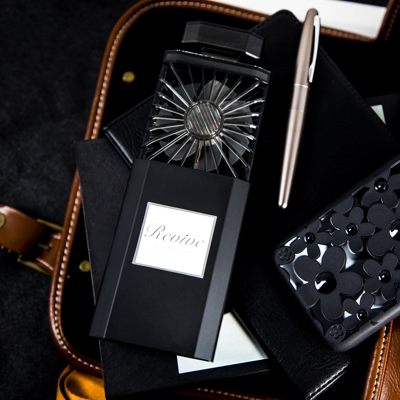 revive-black