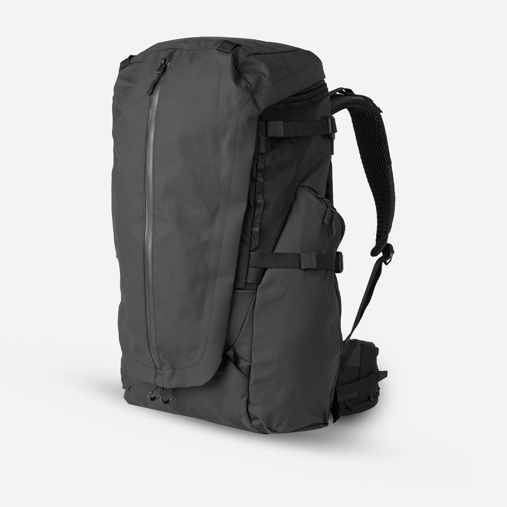 Wandrd Fernweh Backpacking Bag - Storming Gravity