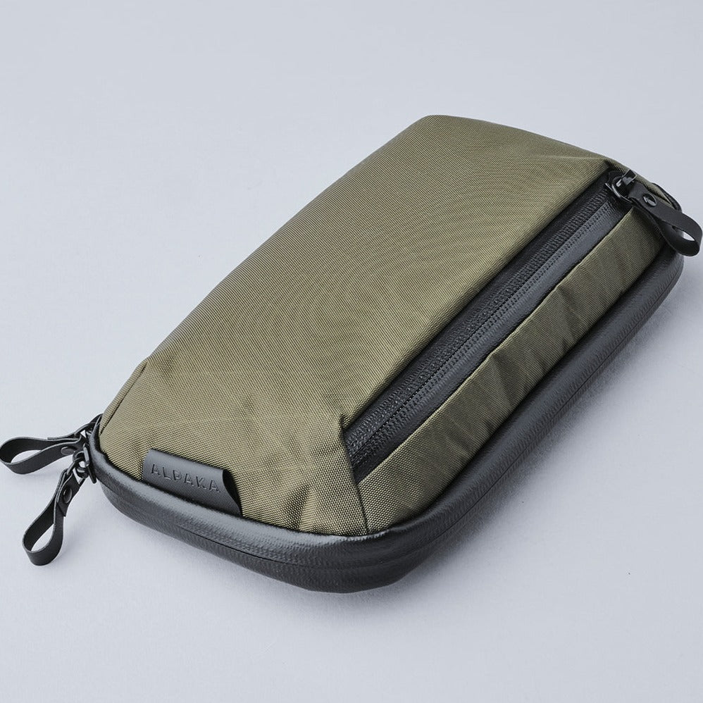 alpaka-element-tech-case-mini-olive-green