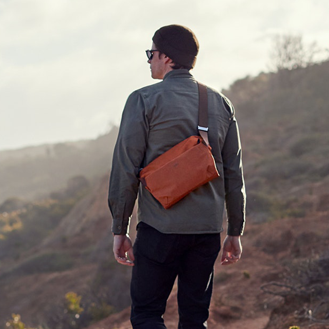 Bellroy Venture Sling 9L | Large Crossbody bag for all day - Storming Gravity