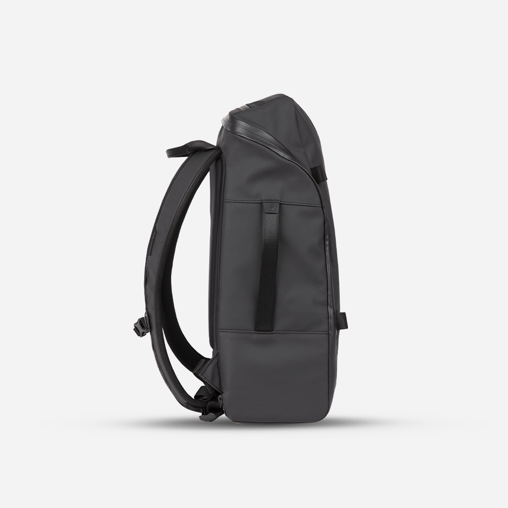 Wandrd Duo Daypack - 20L Dual Side Access Bag - Storming Gravity