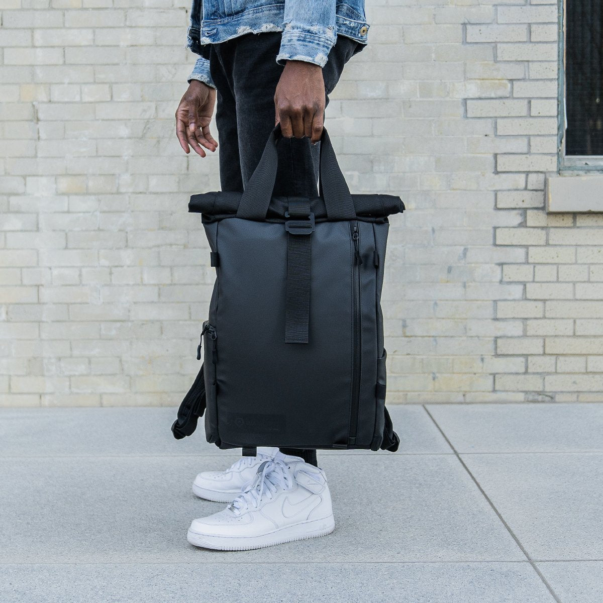 WANDRD PRVKE LITE - 11-16L Expandable Compact Camera Bag - Storming Gravity