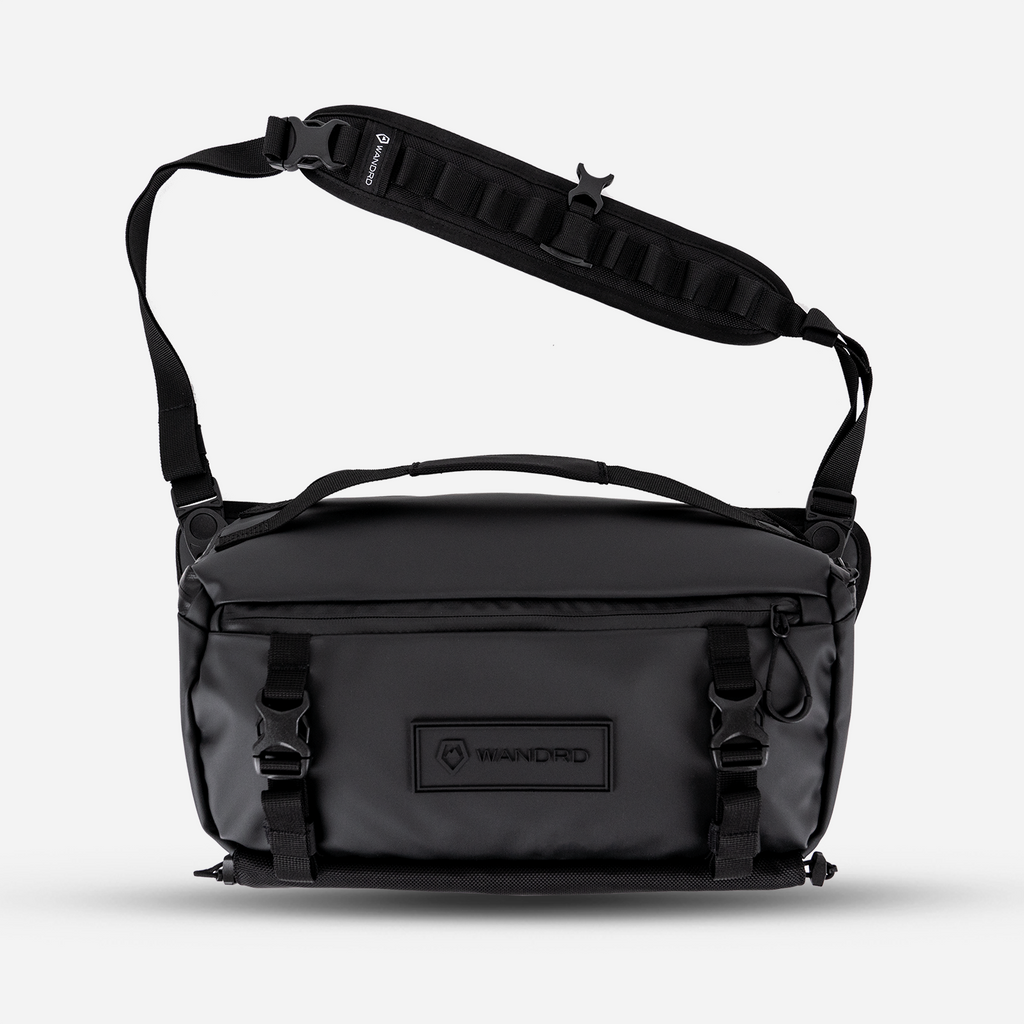 wandrd-rogue-sling-9l-black