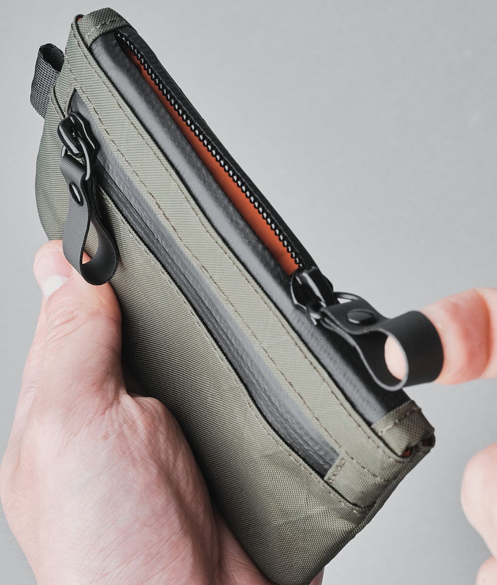 alpaka-zip-pouch-forest-green